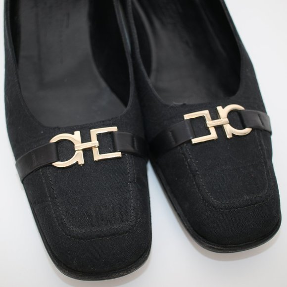 Salvatore Ferragamo Black Belt Buckle Logo Fabric Pumps Sz 8.5 - Picture 3 of 8